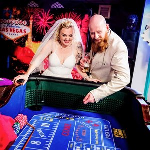 Wedding photographer stafford - Vegas style wedding photography in the UK