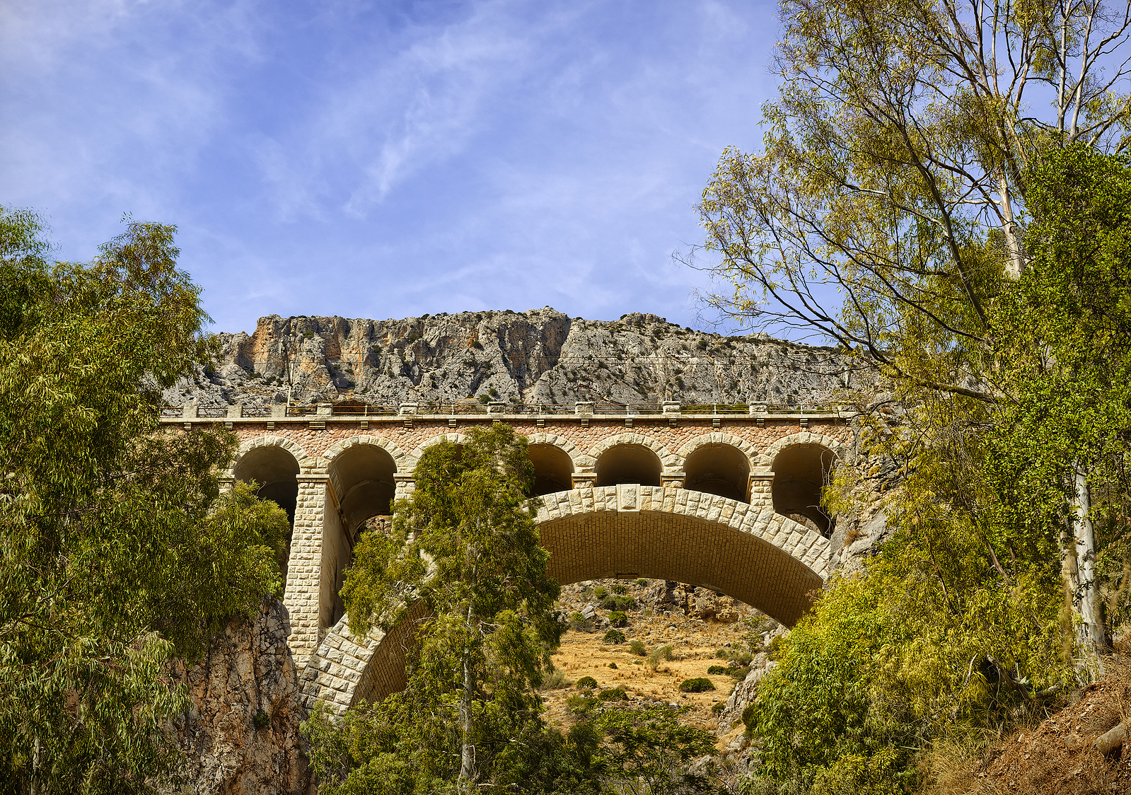 Southern Spain. Railway bridge. Espanja. Maisemakuva. Junasilta. Siiligraphy photo.
