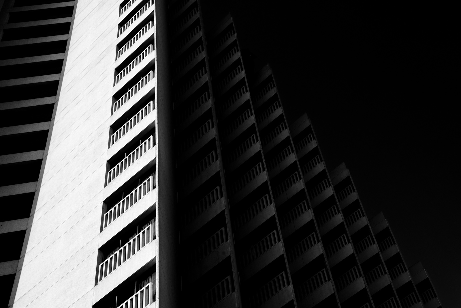 San Francisco- abstract architecture in black and white 