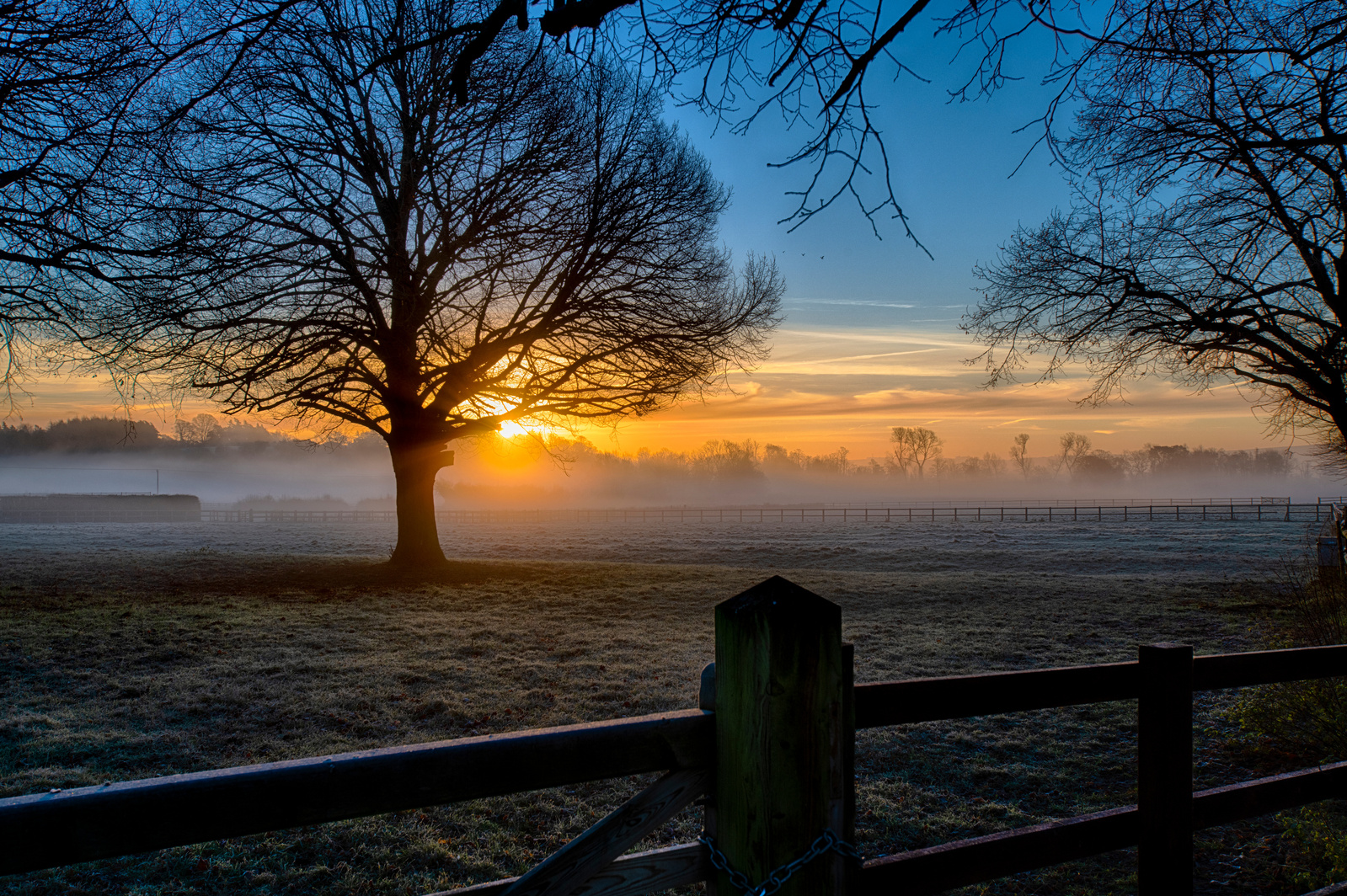 Sunrise on the farm, Little Coxwell, Oxfordshire.