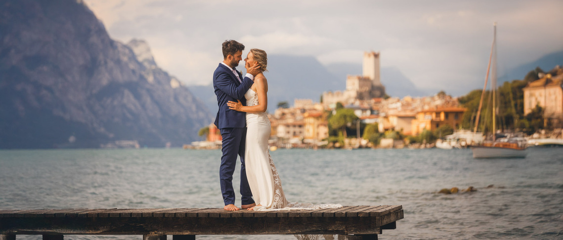 Emotional and unique: Wedding photography at Lake Garda, expertly captured by Thilo Weimar.
