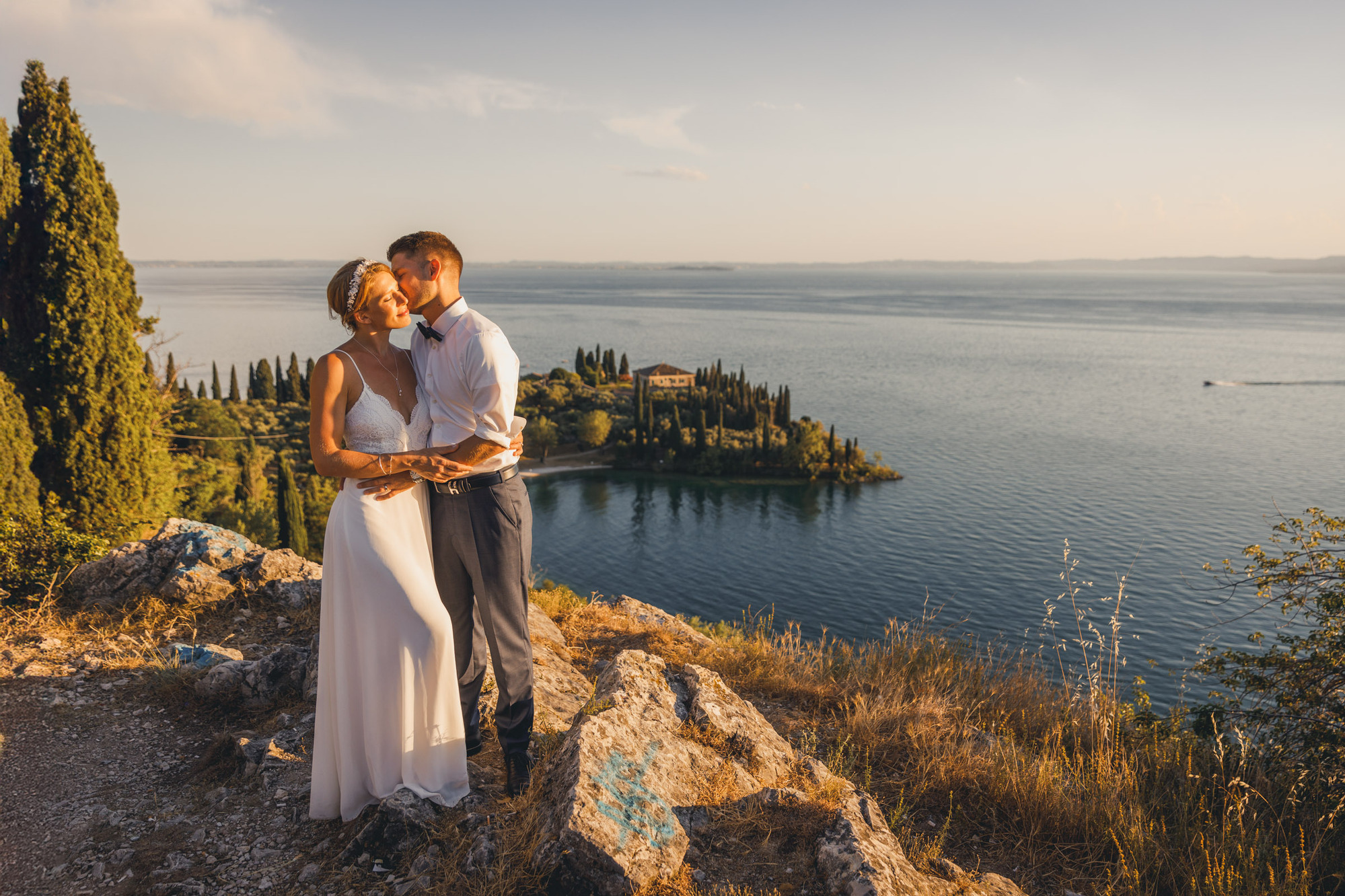Romantic wedding photography at Lake Garda: Capturing the magical moments of your special day by Thilo Weimar.