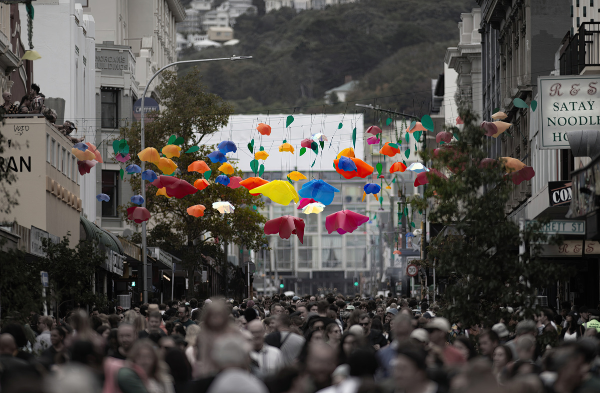 Cuba Street in Wellington New Zealand during the 2024 Cuba Street carnival. shot by Nigel Sloley Photography. Canon 1DX mkii 200mm f1.8