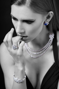 abstract shot of female indian jewellery model posing with diamond jewellery black and white photoshoot by top indian advertising photographer based in mumbai india