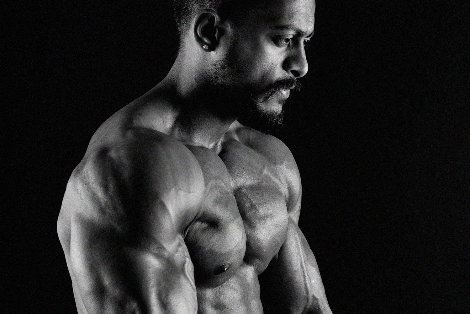 bodybuilder black and white abstract photography shot by best photographer based in mumbai india