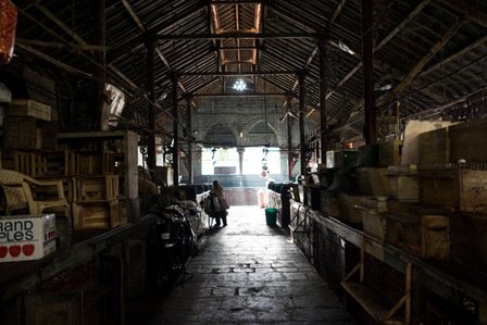 vegetable market corridors shot by top advertising photographer based in pune india