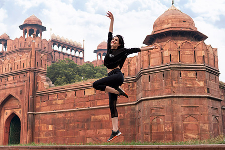dance practice session by the red fort in delhi shoot by the best indian advertising photographer based in mumbai and delhi india
