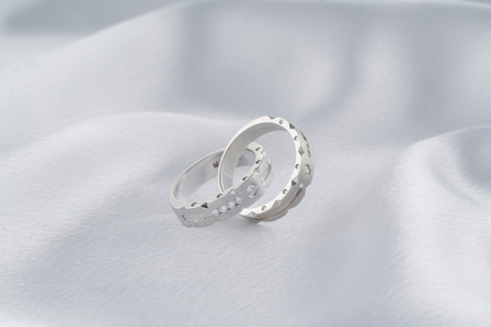 a two rings one story concept jewellery product photoshoot by best creative still life photographer ashish gurbani based in pune india