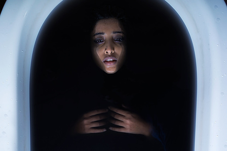 girl in black water tub photoshoot photography concept photographer by ashish gurbani based in mumbai santacruz east india pune