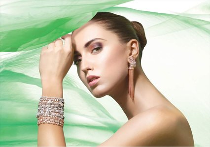 flying green fabric with best fashion model in jewellery campaign shoot for pune based rathod jewellers photography by top advertising photographer based in mumbai india