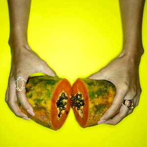 fashion concept cutting a fruit shoot by best indian commercial photographer based in mumbai india