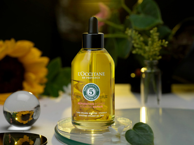 a glowy sunlight-based concept photoshoot of luxury cosmetic product l&amp;amp;amp;amp;amp;amp;amp;amp;amp;amp;amp;amp;amp;amp;amp;amp;amp;amp;amp;amp;amp;amp;amp;amp;amp;amp;amp;amp;amp;amp;amp;amp;amp;amp;amp;amp;amp;amp;amp;amp;amp;amp;amp;amp;amp;#x27;occitane product styling by specialized photographer based in Pune india