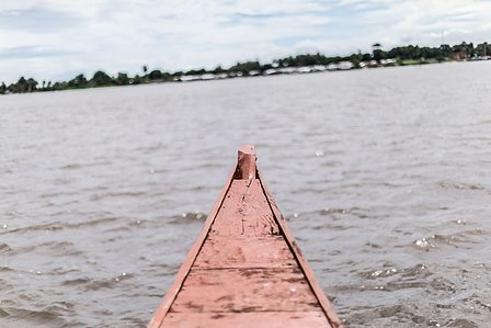 Portrait shot of the edge of a boat shot by ashish gurbani top nature photographer based in mumbai india.