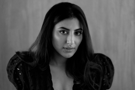 a close up portrait of telegu actress shweta avasthi photographed by best lifestyle photographer in studio lighting setup in india