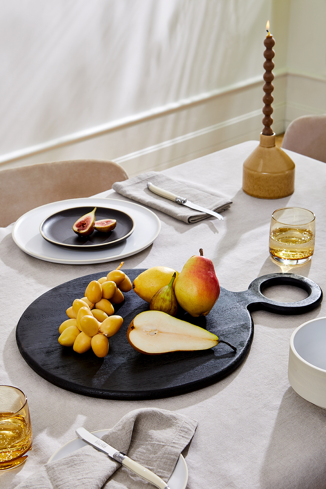Lifestyle product photography for interiors retailer Roullier White in collaboration with interior design studio Daint. Shot by London based food and tableware photographer Lol Johnson. Styled by Angela Rush.