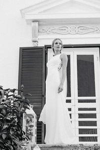 Bride before the ceremony at Masseria San Nicola