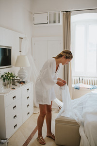 Bride's getting ready