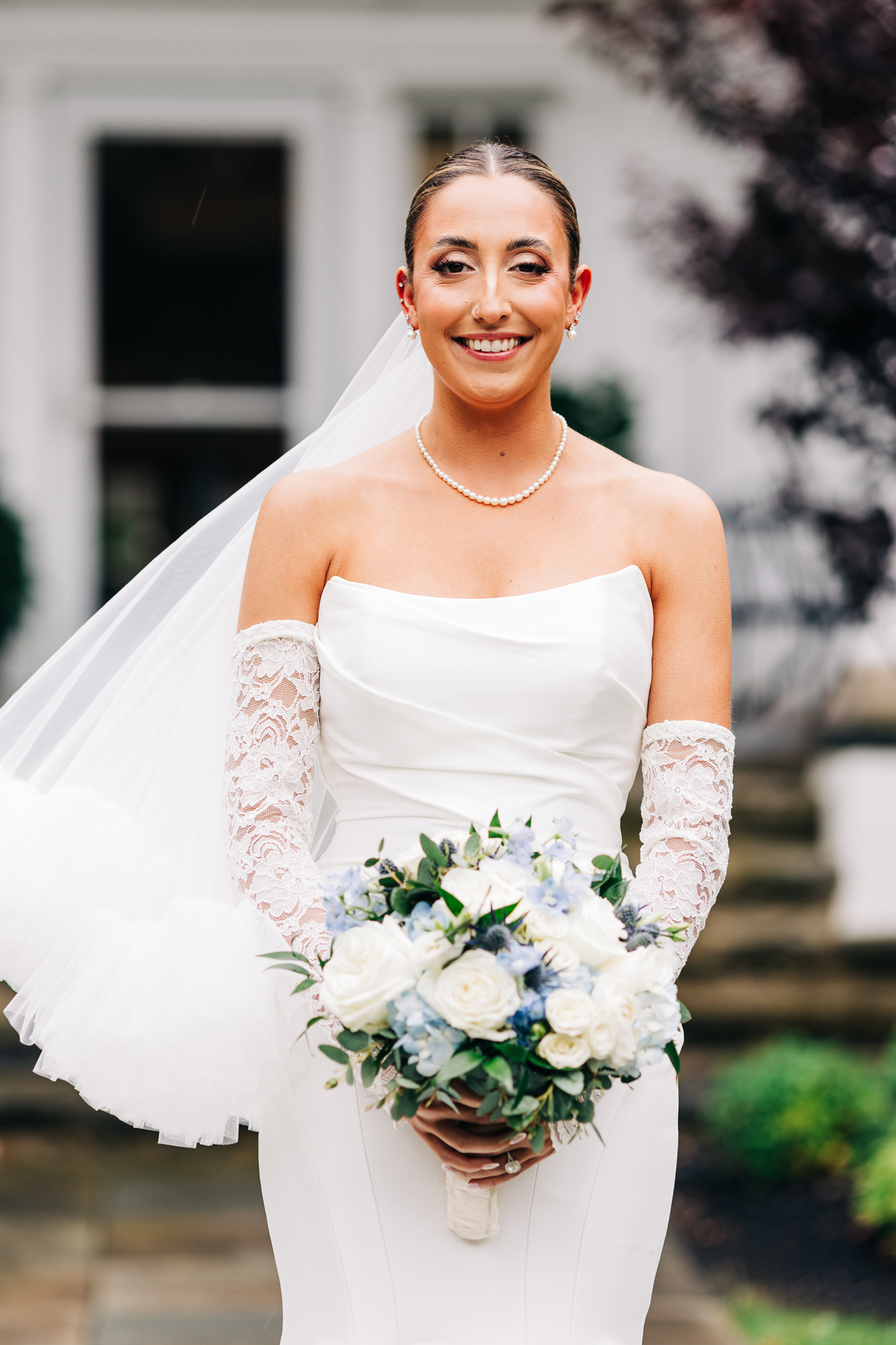 bridal portrait glenhardie country club wedding near philadelphia on the main line pennsylvania luxury wedding