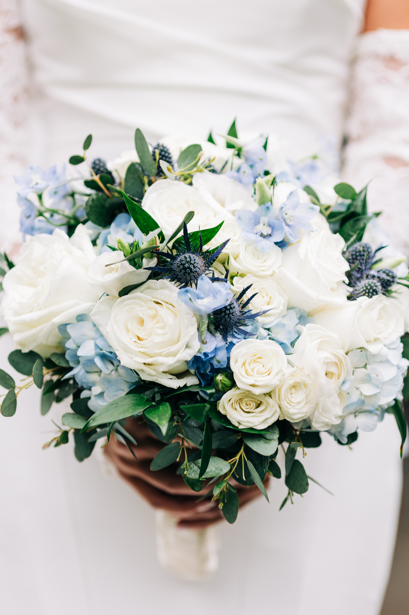 bridal bouquet glenhardie country club wedding near philadelphia on the main line pennsylvania luxury wedding