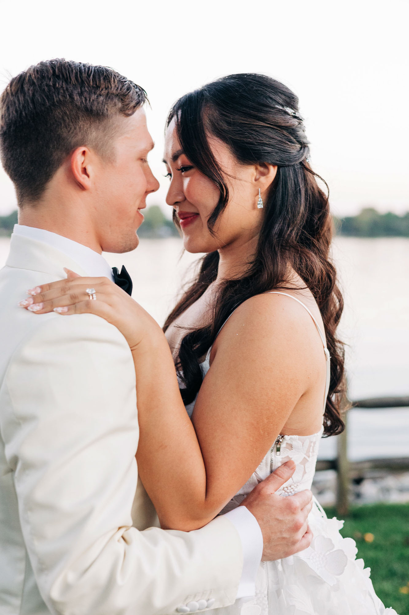 Pen Ryn Estate wedding at River's Edge Pavilion by Becca Haydu Philadelphia Wedding Photographer