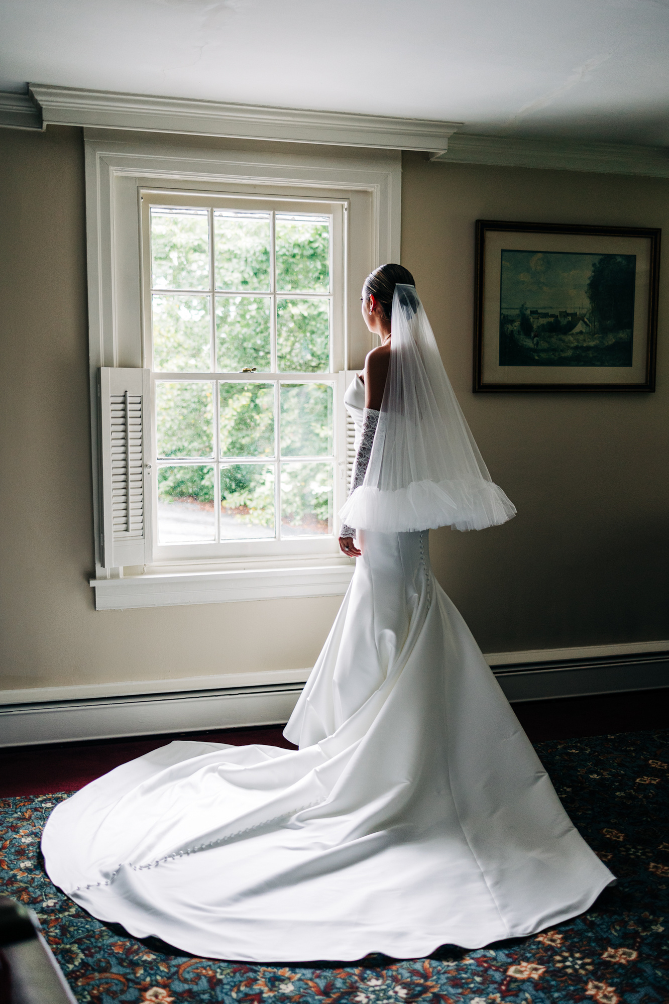 chic bride getting ready wedding day details at glenhardie country club near philadelphia pa