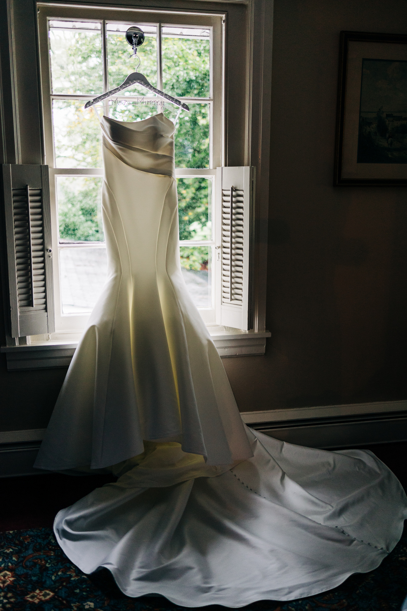 chic bride getting ready wedding day details at glenhardie country club near philadelphia pa