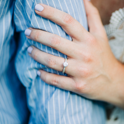 Valley Forge PA Engagement Photoshoot