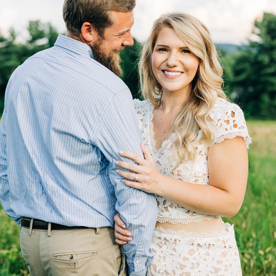 Valley Forge PA Engagement Photoshoot