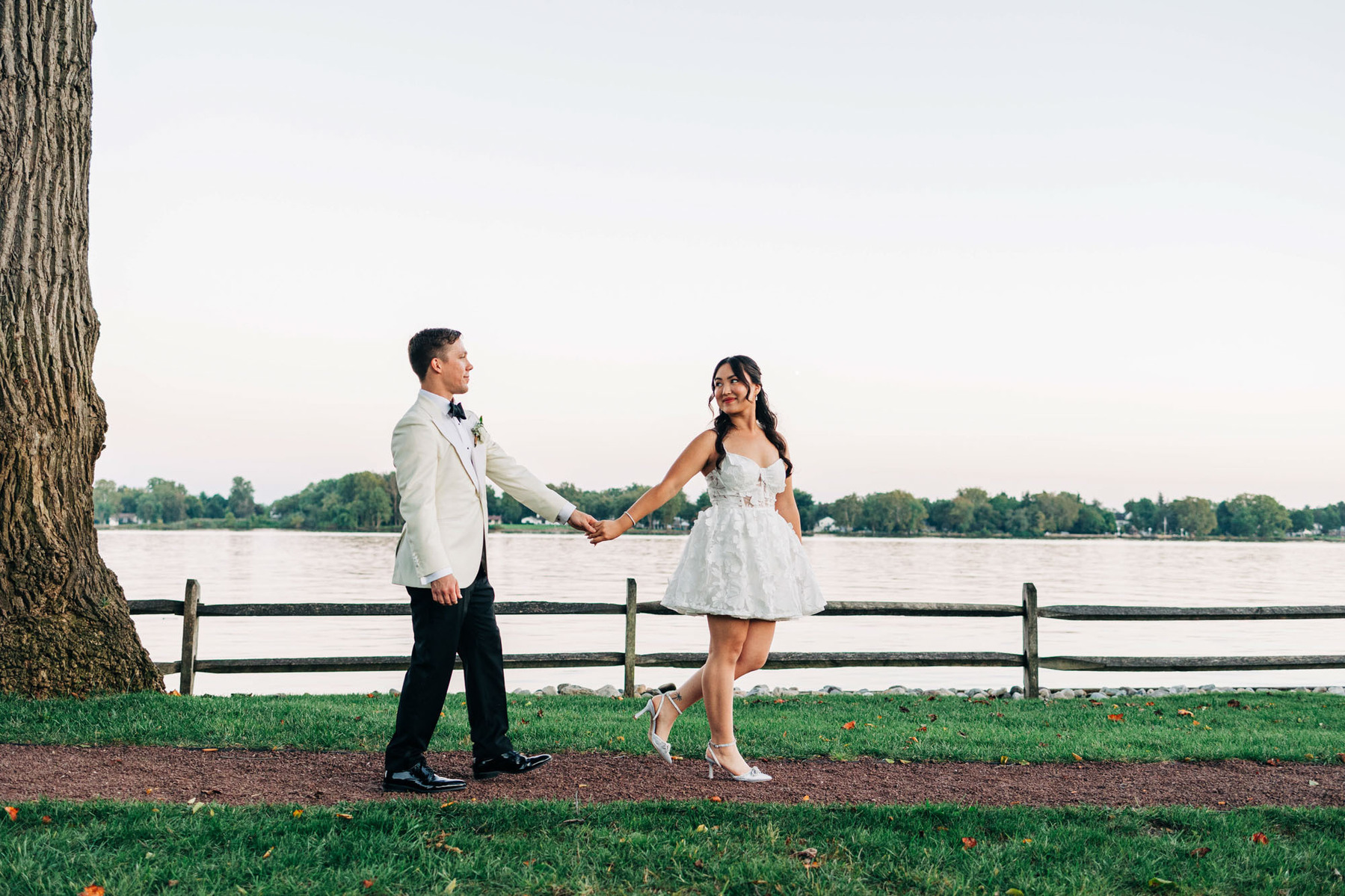 Pen Ryn Estate wedding at River's Edge Pavilion by Becca Haydu Philadelphia Wedding Photographer