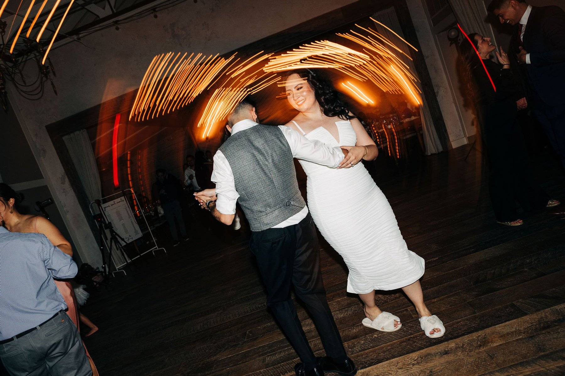wedding reception dancefloor party at terrain delval