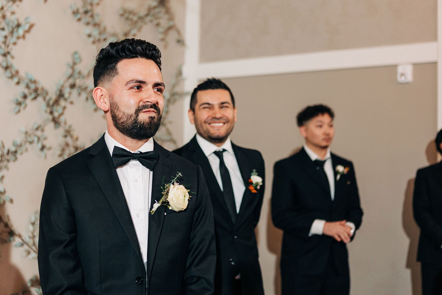 groom reaction to seeing bride walking down the aisle