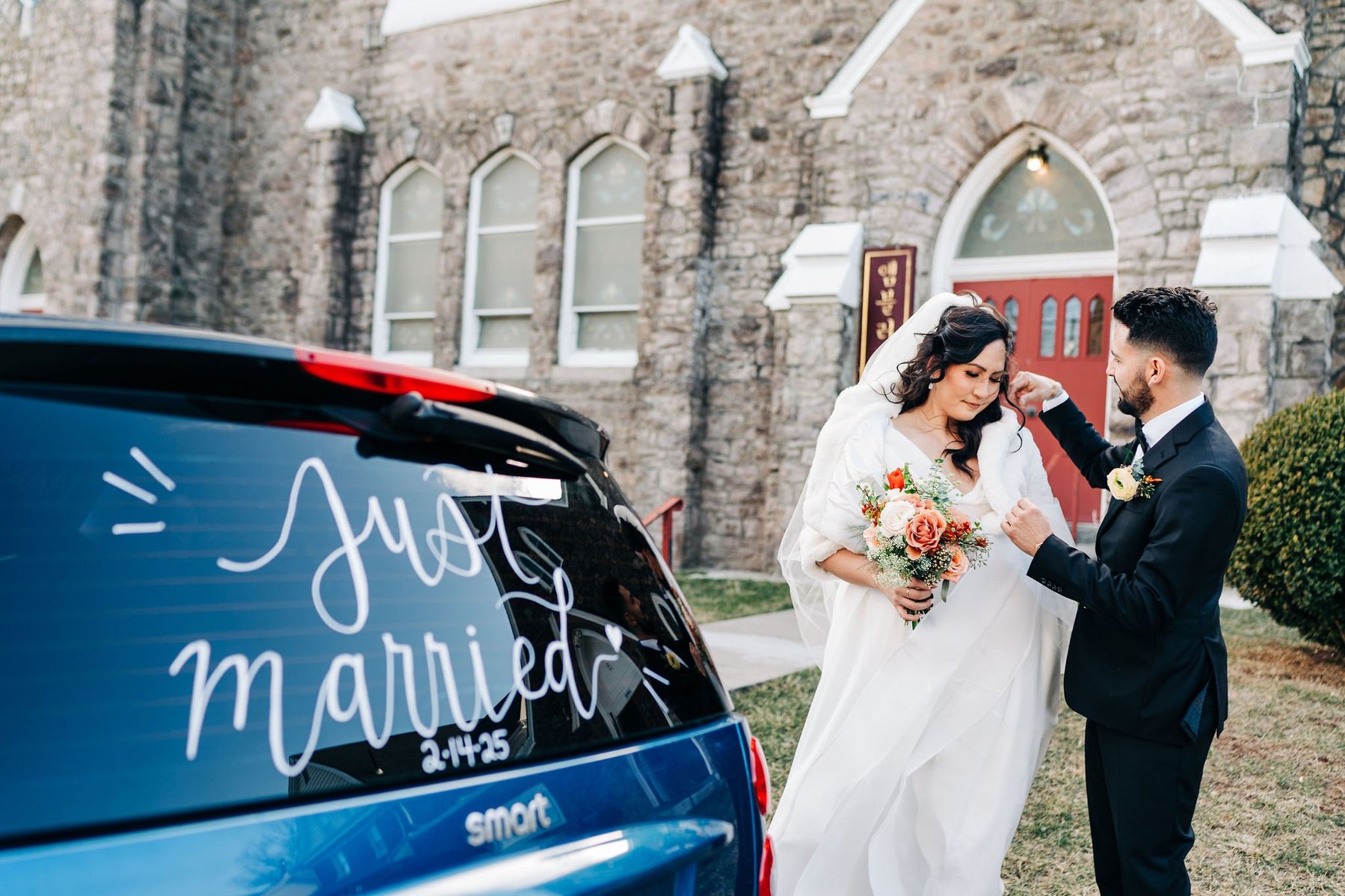 wedding day private first look with bride and groom philadelphia wedding photographer