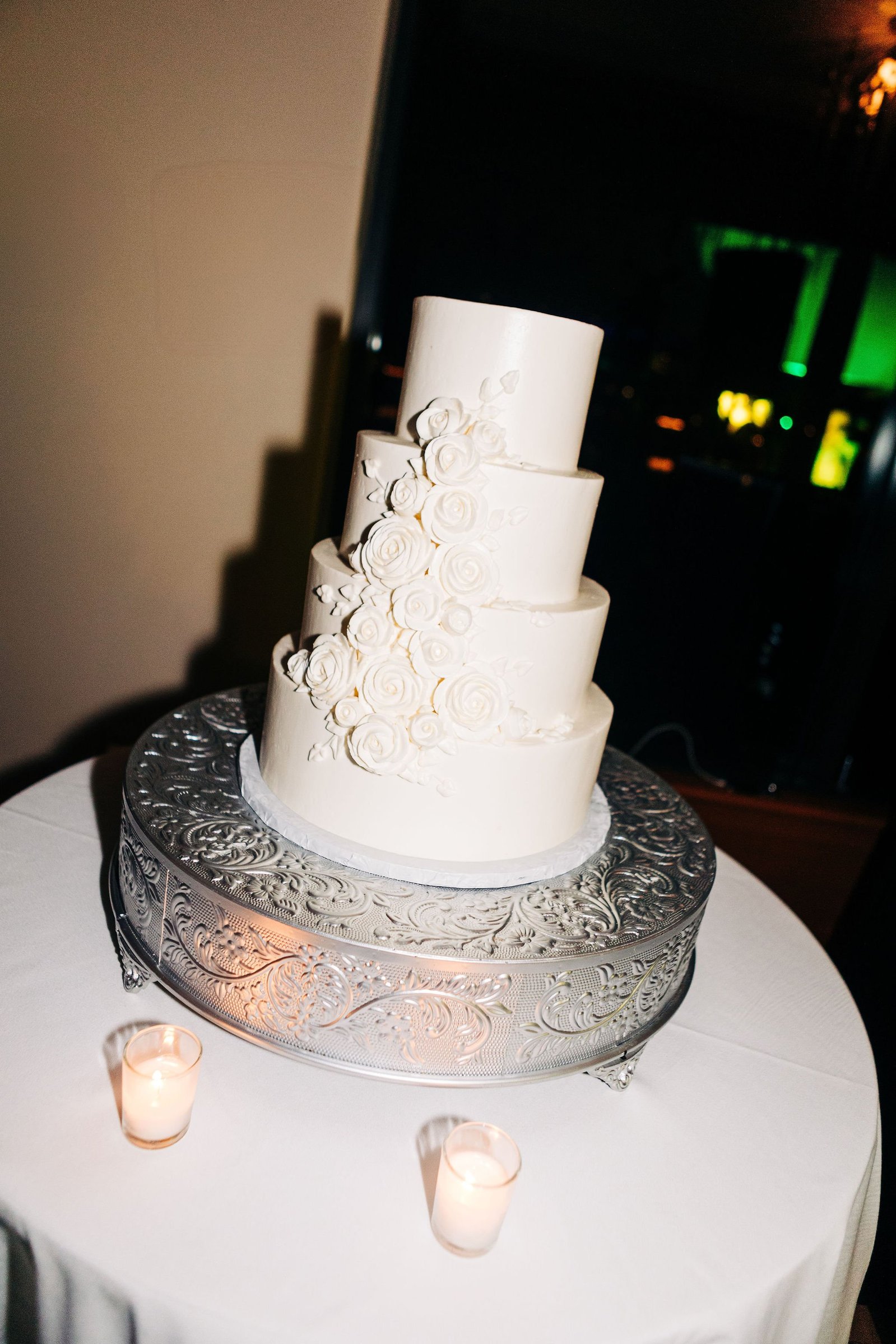 wedding cake at lambertville inn