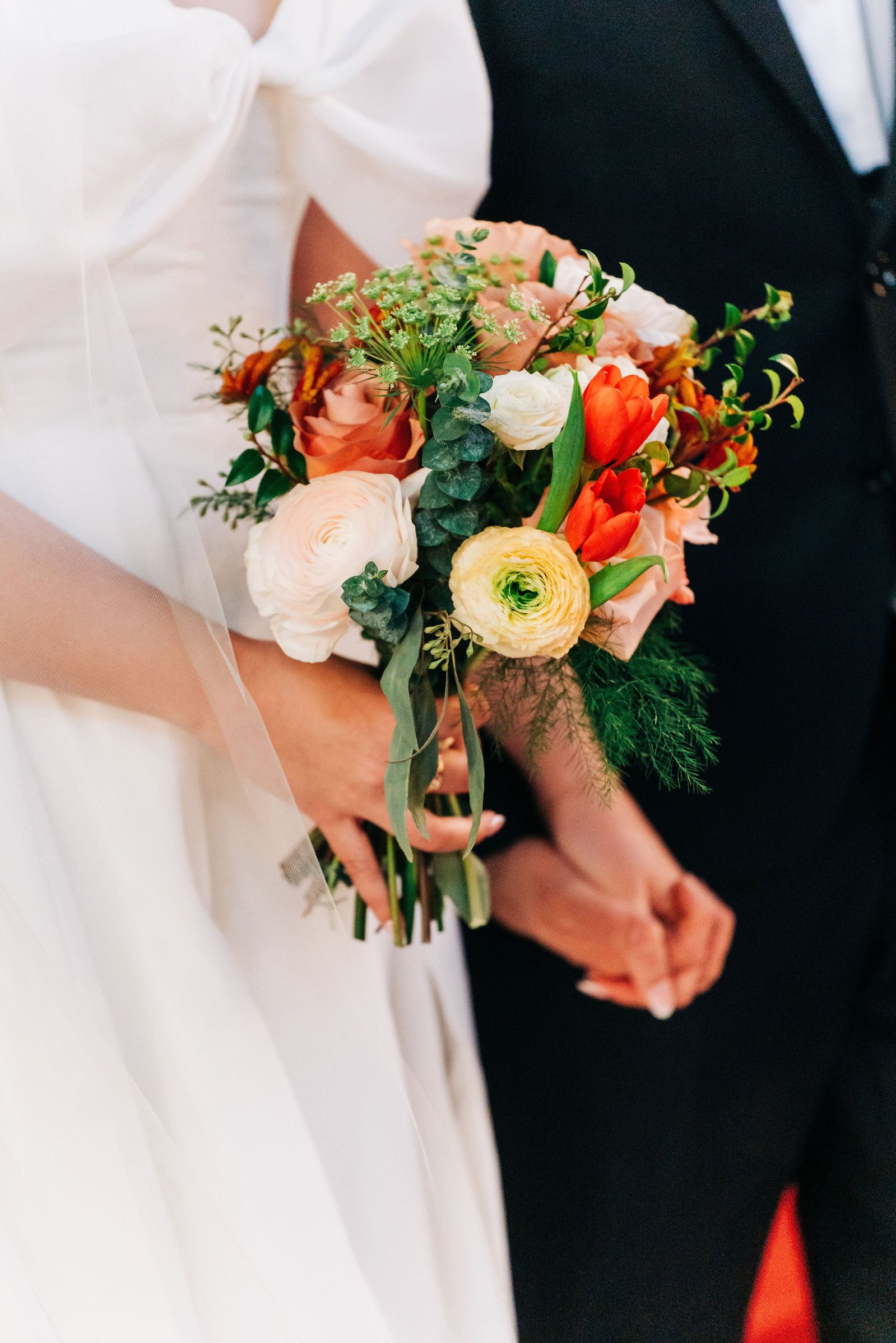 wedding day private first look with bride and groom philadelphia wedding photographer wedding bouquet 