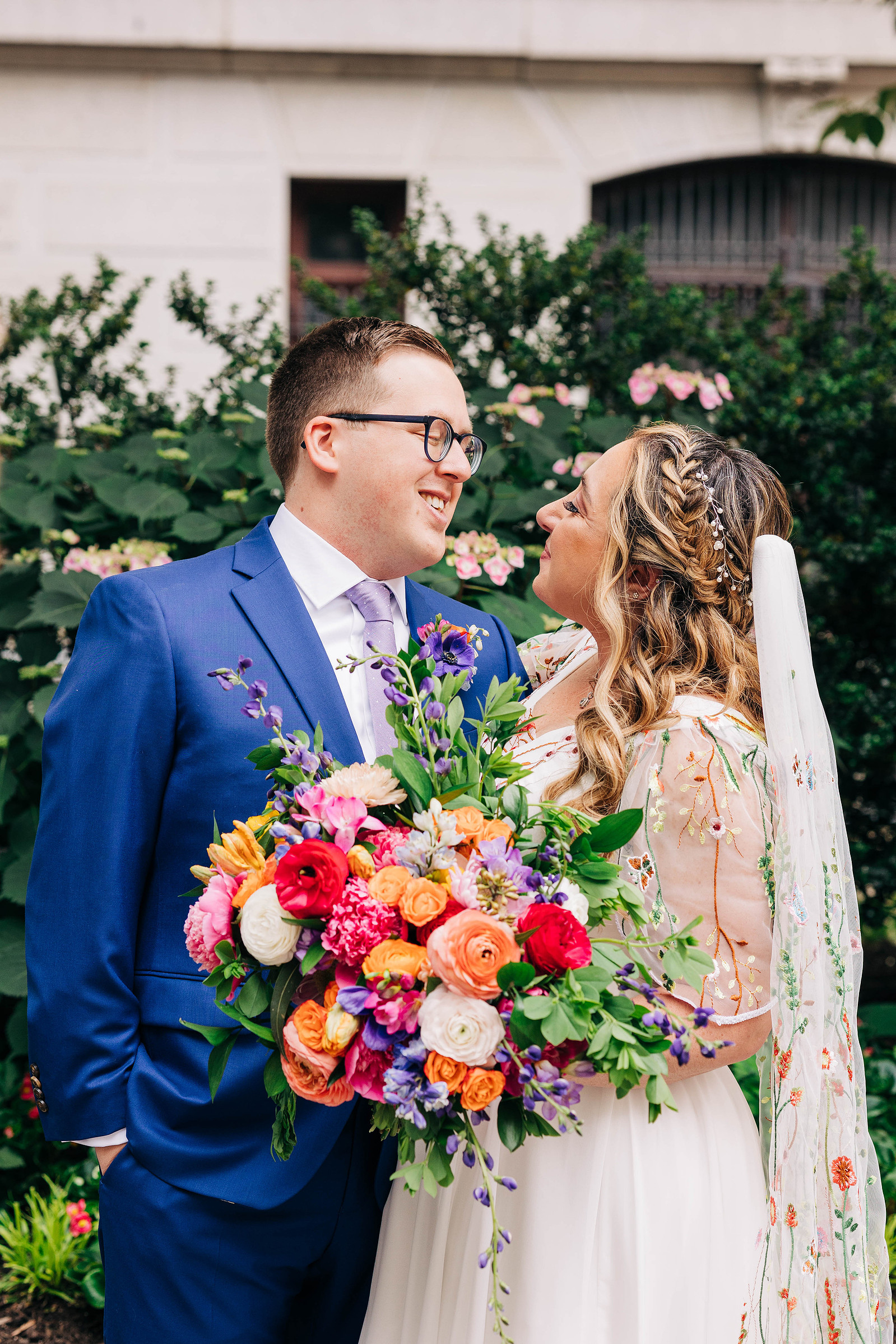 city hall philadelphia wedding photos