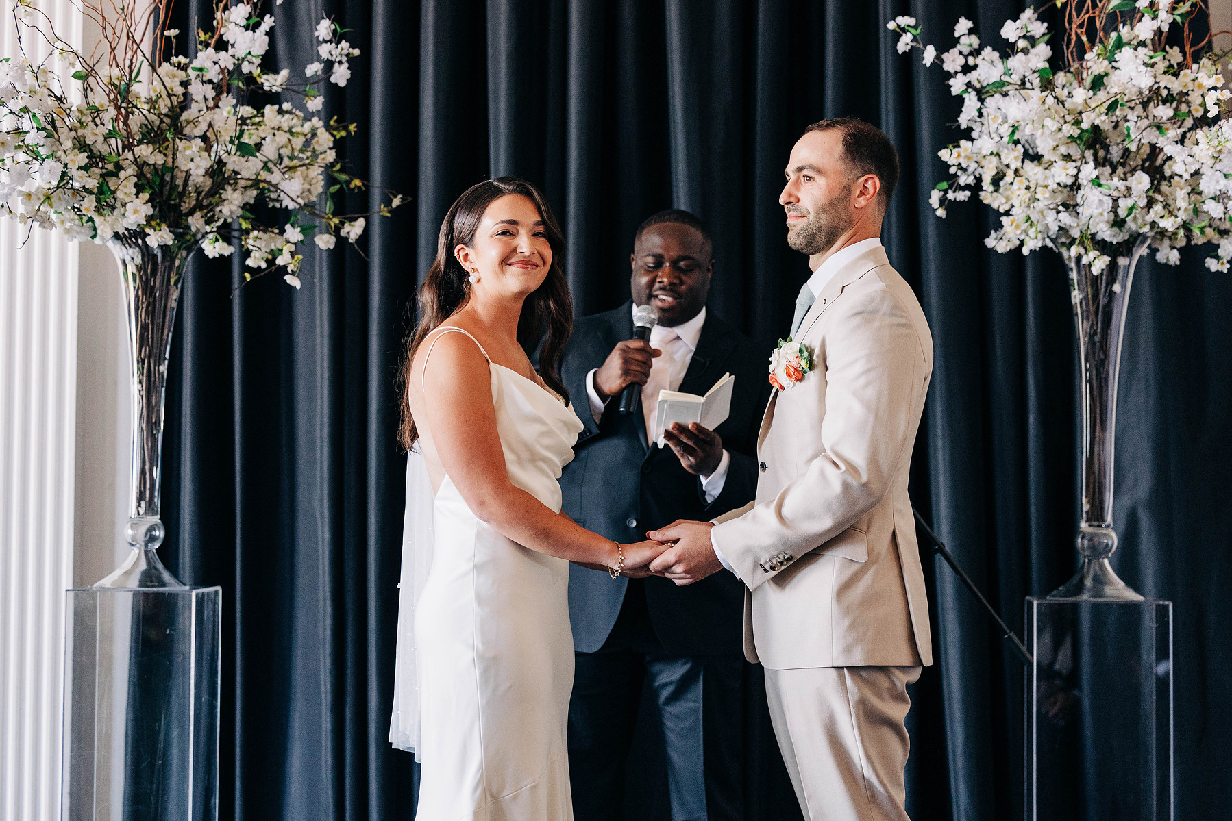 wedding ceremony at the downtown club by cescaphe