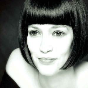 Emma Jane Donald/jewellery
photography Terence Bogue