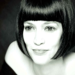 Emma Jane Donald/jewellery
photography Terence Bogue