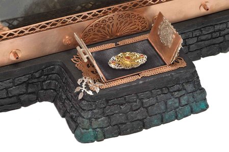 Gold and Silversmith Janine Tanzer Australia
- Photographs by Terence Bogue