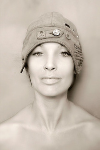 CLASSIC PHOTOGRAPHS - PORTRAITS BY PHOTOGRAPHER TERENCE BOGUE