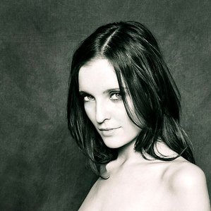 CLASSIC PHOTOGRAPHS - PORTRAITS BY PHOTOGRAPHER TERENCE BOGUE