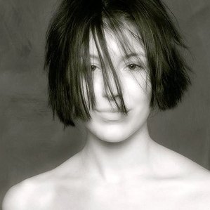 CLASSIC PHOTOGRAPHS - PORTRAITS BY PHOTOGRAPHER TERENCE BOGUE