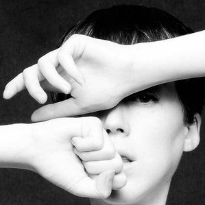 CLASSIC PHOTOGRAPHS - PORTRAITS BY PHOTOGRAPHER TERENCE BOGUE