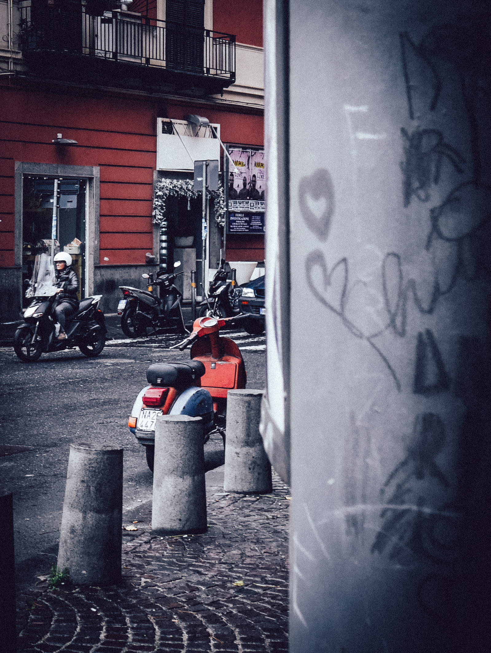 Un scooter Vespa en Italie.