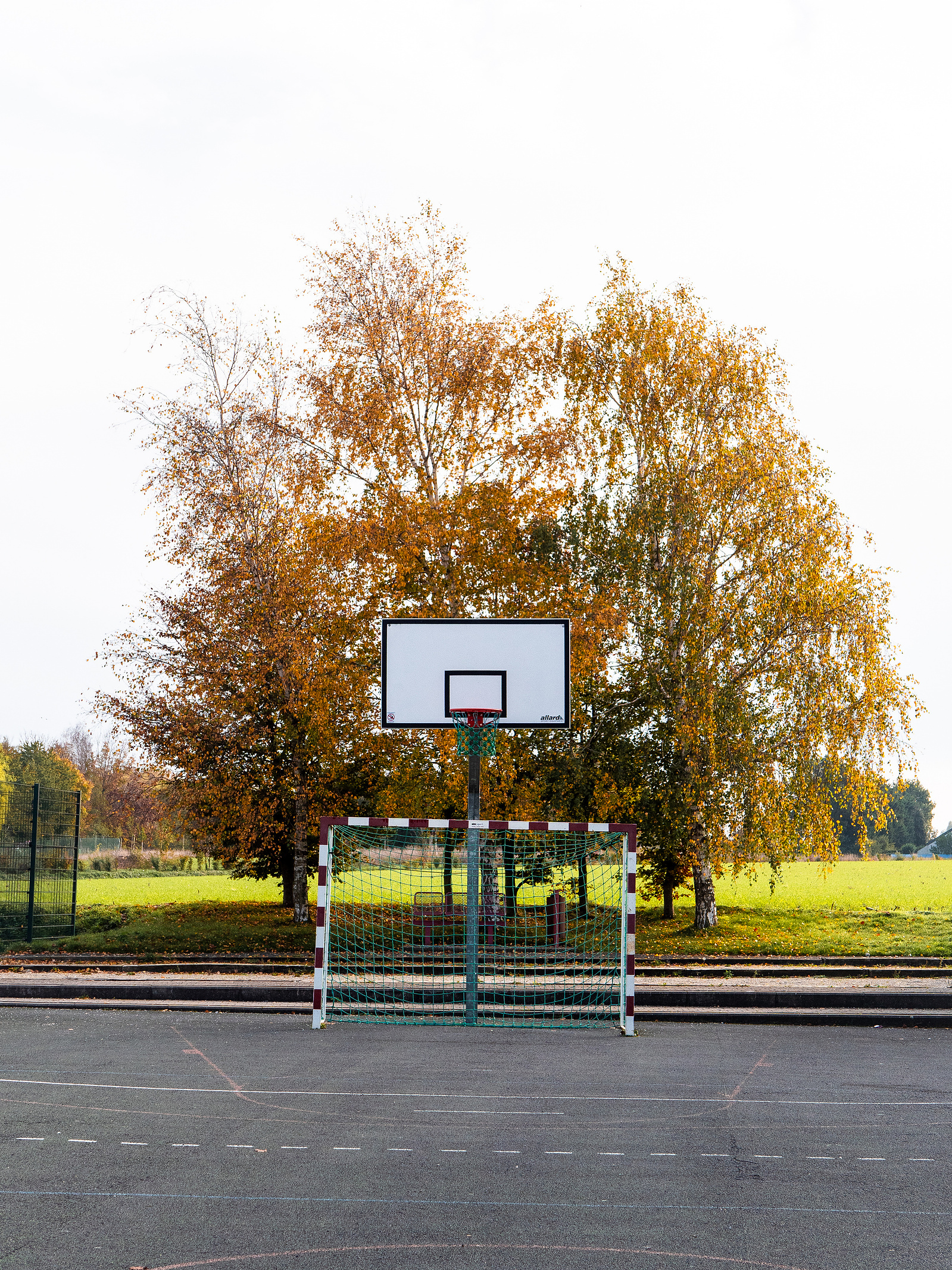 Terrain de basket, Celles en Belgique.
