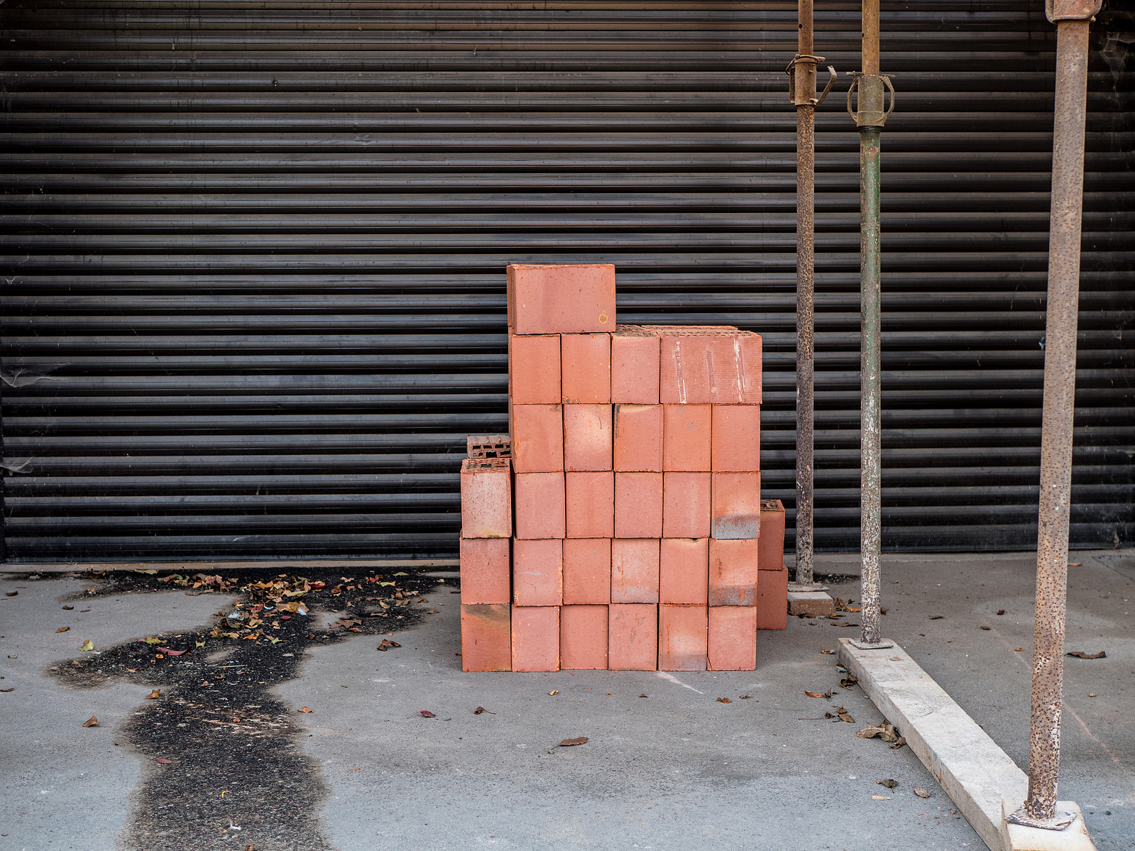 Une pile de brique. Celles en Belgique.