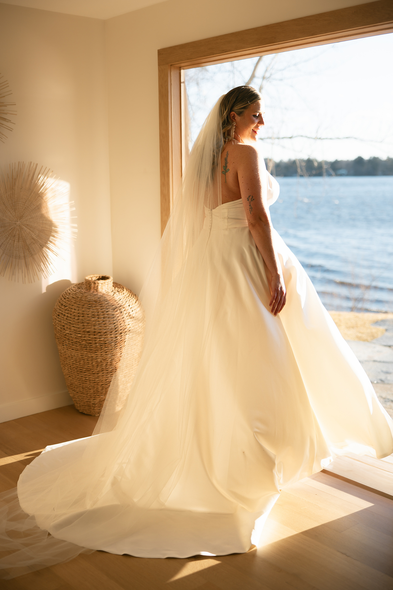 New England wedding photographer, romantic New England weddings, timeless wedding photography, documentary wedding photographer, New England elopement photographer, East Coast wedding photographer, wedding photographer in New England