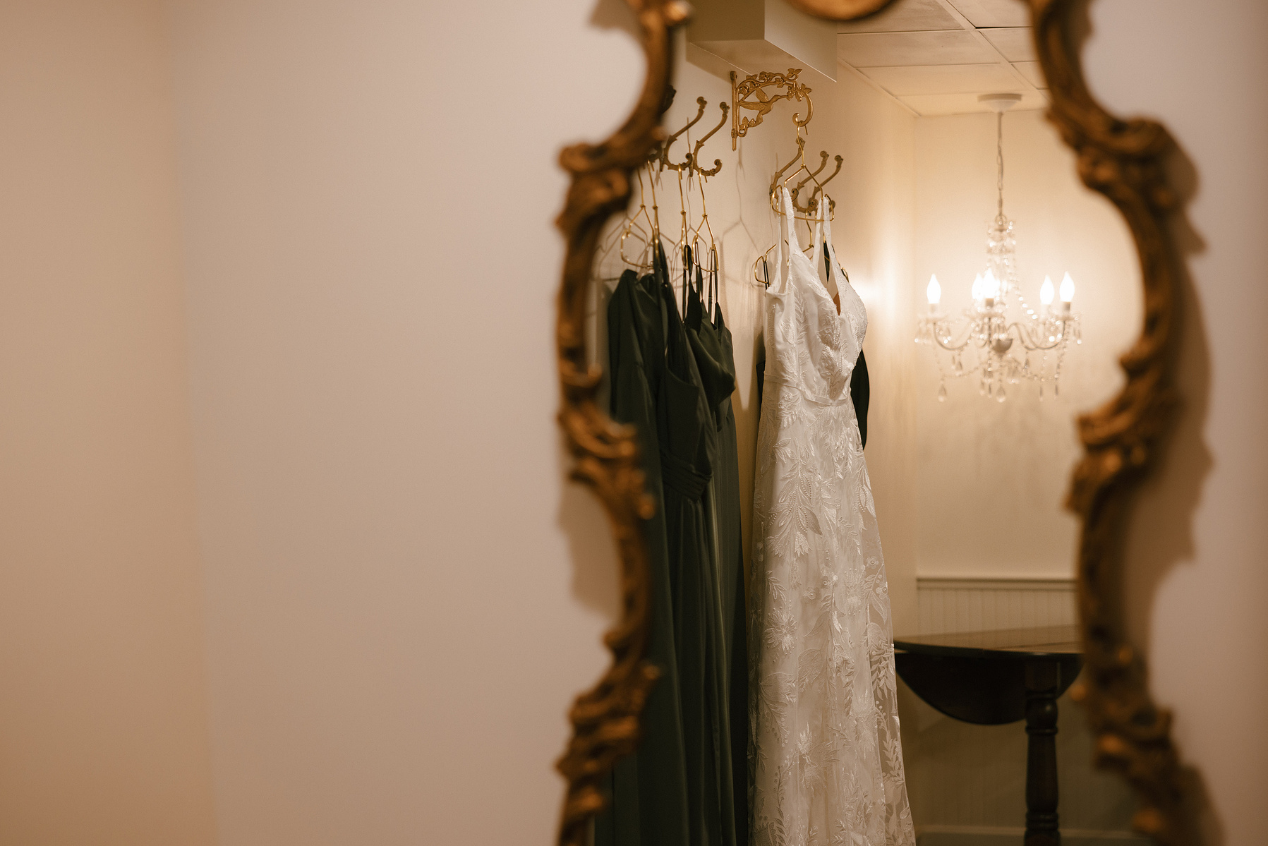 New England wedding photographer, romantic New England weddings, timeless wedding photography, documentary wedding photographer, New England elopement photographer, East Coast wedding photographer, wedding photographer in New England