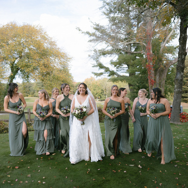 Luxury wedding photographer based in the White Mountains of New Hampshire, specializing in timeless, film-inspired imagery with an old-money aesthetic.