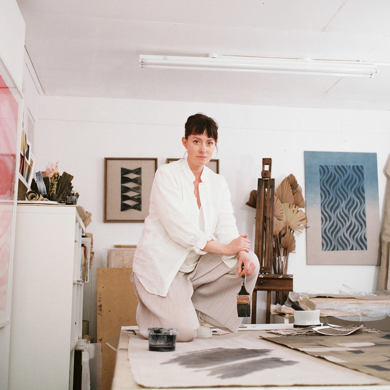 Yanis Angel - Portrait Photography - London - Artist in studio | Amélie Crépy